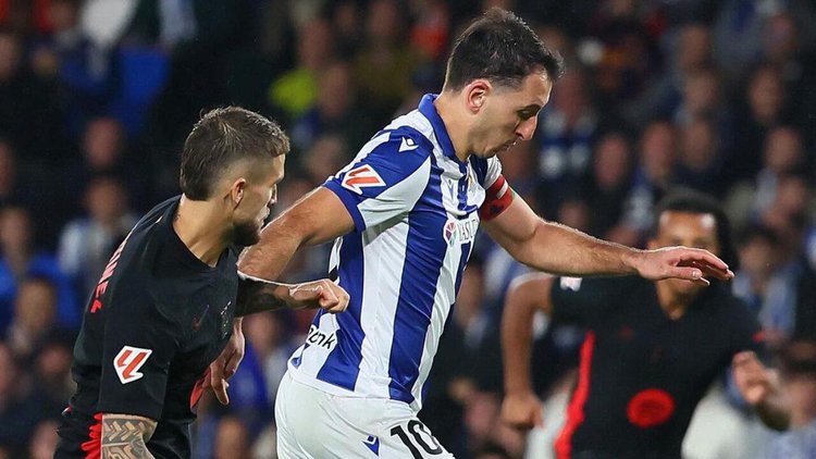 Real Sociedad entra em campo nesta segunda-feira