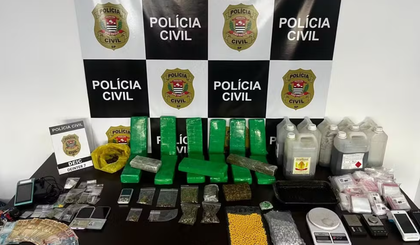 Segundo a Polícia Civil, a dupla utilizava um aplicativos de mensagens para receber pedidos e realizavam as entregas no estilo delivery. (Foto: Divulgação/Polícia Civil) Segundo a Polícia Civil, a dupla utilizava um aplicativos de mensagens para receber pedidos e realizavam as entregas no estilo delivery. (Foto: Divulgação/Polícia Civil)