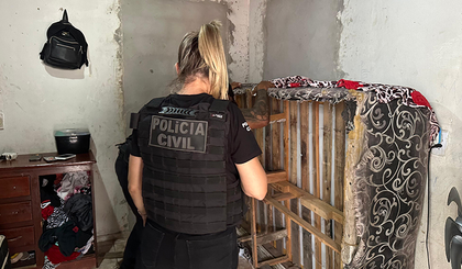 Três homens foram presos durante operação do Departamento Estadual de Repressão ao Narcotráfico (Foto: Ascom / SSP)