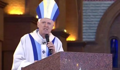 Arcebispo pede leis em favor dos pobres durante missa em Aparecida (Foto: Reprodução) Arcebispo pede leis em favor dos pobres durante missa em Aparecida (Foto: Reprodução)