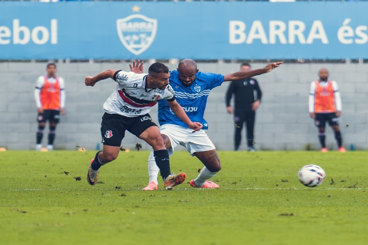 Barra segura o empate e conquista seu primeiro título nacional na Série D