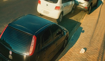 Carro colide com SUV e causa engavetamento em Floriano; análise aponta falha de reação (Foto: Instagram)