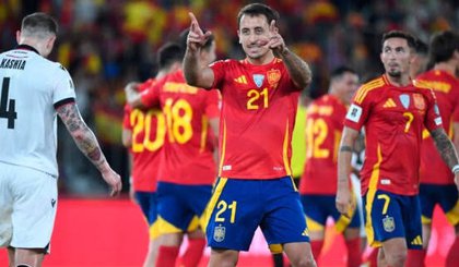 Com vitória por 2 a 0, Espanha mantém 100% nas Eliminatórias e fica perto da vaga na Copa. (Foto: Reprodução) Com vitória por 2 a 0, Espanha mantém 100% nas Eliminatórias e fica perto da vaga na Copa. (Foto: Reprodução)