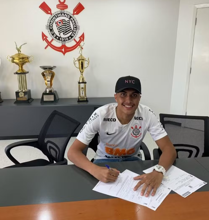 Kauê Moreira receberá R$ 12 mil mensais após lesão.