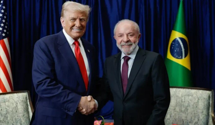 Lula e Trump discutem fim de tarifas e sanções em encontro “positivo” na Malásia (Foto: Ricardo Stuckert/PR) Lula e Trump discutem fim de tarifas e sanções em encontro “positivo” na Malásia (Foto: Ricardo Stuckert/PR)