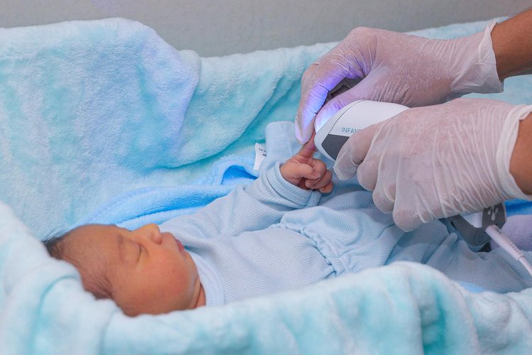 No Piauí, bebês já deixam a maternidade tendo carteira de identidade.