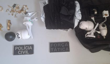Polícia captura irmãos após furto em residência de juiz. (Foto: Reprodução)