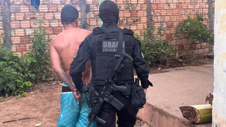 Suspeitos de aliciar jovens para facção são presos no Piauí.