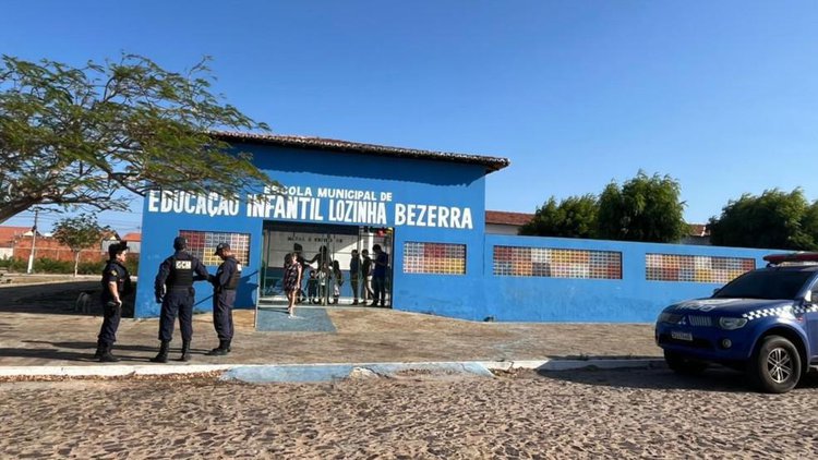 Discussão entre responsáveis mobiliza polícia em escola no Piauí.