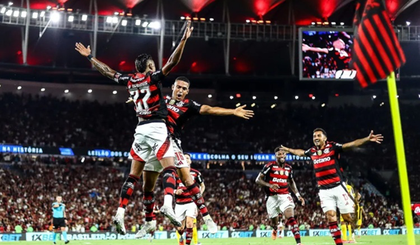 O Flamengo dominou o jogo e desperdiçou chances, mas venceu o lanterna Sport na noite deste sábado (1º), no Maracanã, e vai dormir na liderança do Campeonato Brasileiro. (Foto: Foto - Gilvan de Souza - Flamengo) O Flamengo dominou o jogo e desperdiçou chances, mas venceu o lanterna Sport na noite deste sábado (1º), no Maracanã, e vai dormir na liderança do Campeonato Brasileiro. (Foto: Foto - Gilvan de Souza - Flamengo)