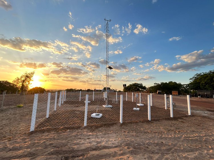 Piauí instala a primeira estação agrometeorológica para monitoramento climático.