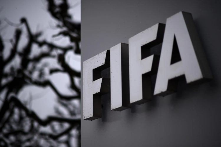 CBF amplia quadro feminino da FIFA e inclui primeira árbitra do Pará