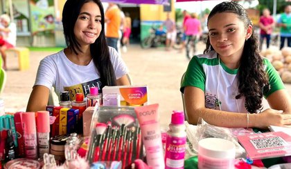 Feira de Conhecimento destaca projetos desenvolvidos por estudantes das escolas estaduais. (Foto: Ascom Seduc) Feira de Conhecimento destaca projetos desenvolvidos por estudantes das escolas estaduais. (Foto: Ascom Seduc)