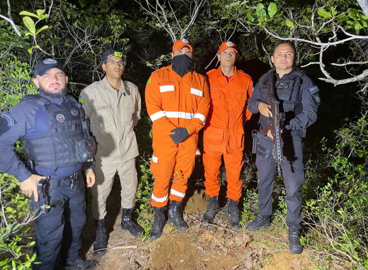 A operação contou com o apoio do Corpo de Bombeiros e da Perícia Criminal.
