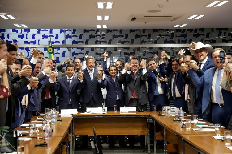 banca do PP anuncio de apoio Hugo Motta