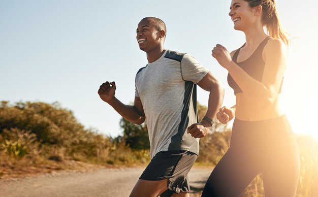 Corrida e emagrecimento: saiba como essa prática pode ajudar a perder peso