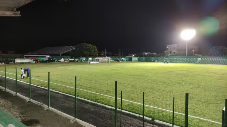 Estádio Pedro Alelaf, em Parnaíba.