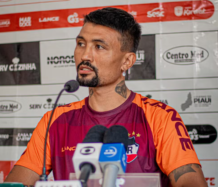 Kieza, atacante do River PI.