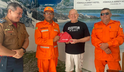 Livro contará história dos 81 anos de bravura e coragem dos Bombeiros do Piauí. (Foto: Adrianno Magno) Livro contará história dos 81 anos de bravura e coragem dos Bombeiros do Piauí. (Foto: Adrianno Magno)