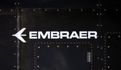 Logo da Embraer. (Foto: REUTERS / Amanda Perobelli) Logo da Embraer. (Foto: REUTERS / Amanda Perobelli)