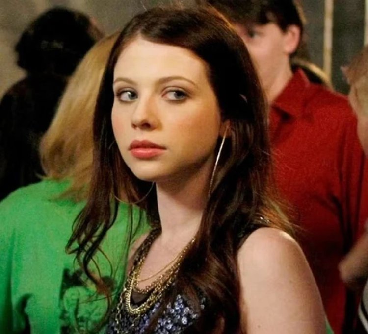 Michelle Trachtenberg morre aos 39; causa ligada a complicações de saúde