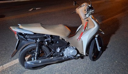 Motociclista morre atropelado após bater em carroça no Piauí. (Foto: PM-PI) Motociclista morre atropelado após bater em carroça no Piauí. (Foto: PM-PI)
