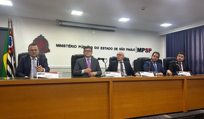 ‘O PCC está montando as suas próprias instituições financeiras’, alerta promotor (Foto: Reprodução / CNN) ‘O PCC está montando as suas próprias instituições financeiras’, alerta promotor (Foto: Reprodução / CNN)