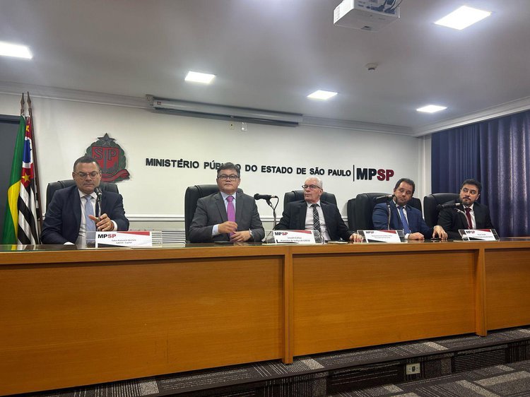 ‘O PCC está montando as suas próprias instituições financeiras’, alerta promotor