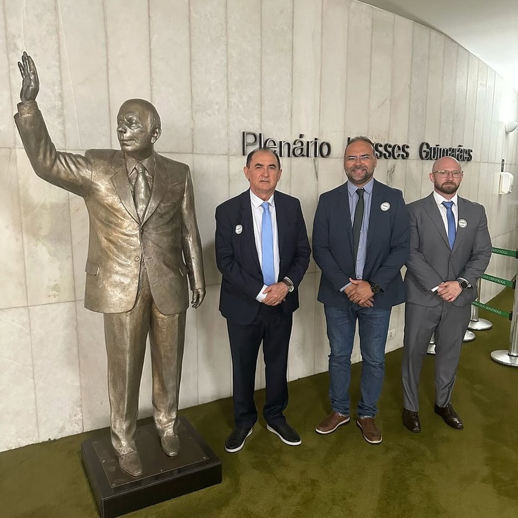 Prefeito Antônio Reis visita no senado federal