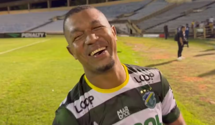 Rodrigão, atacante do Altos. (Foto: Arthur Ribeiro)