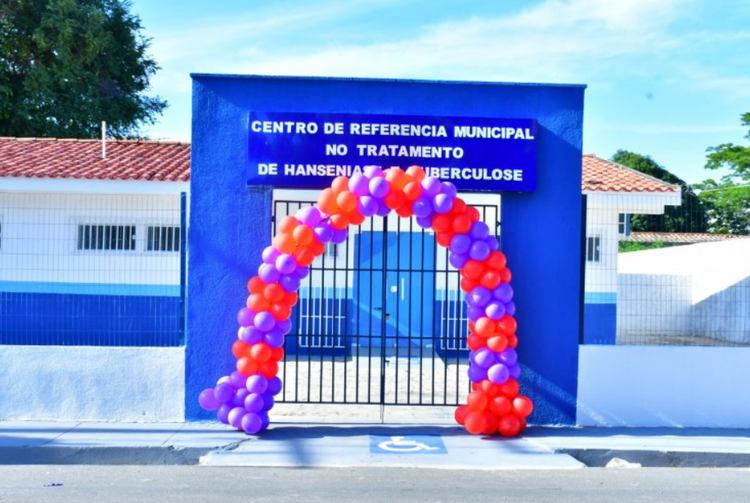 Saúde de Floriano entrega primeiro Centro de Tratamento de Hanseníase e Tuberculose do Piauí e a UBS Floriano.