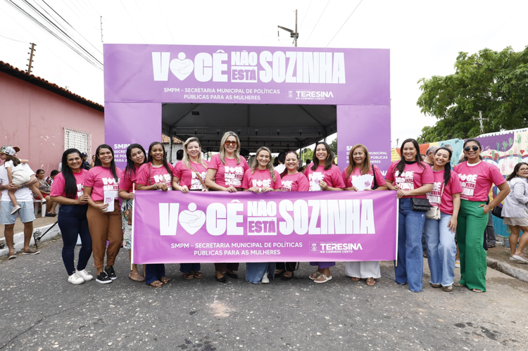 Secretaria reforça combate à violência contra mulheres em ato público da Prefeitura de Teresina.