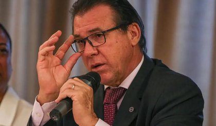 Trabalhador que sacar FGTS retido abrirá mão de saque-aniversário, diz ministro (Foto: José Cruz / Agência Brasil) Trabalhador que sacar FGTS retido abrirá mão de saque-aniversário, diz ministro (Foto: José Cruz / Agência Brasil)
