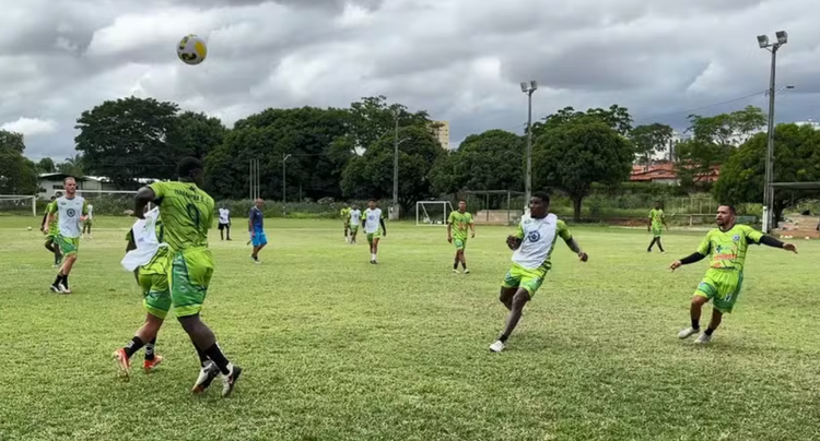 Tubarão realiza último treino antes de partida contra o Confiança, pela Copa do Brasil.