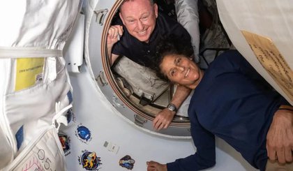 Astronautas Butch Wilmore (à esquerda) e Suni Williams (Foto: Divulgação/Nasa) Astronautas Butch Wilmore (à esquerda) e Suni Williams (Foto: Divulgação/Nasa)