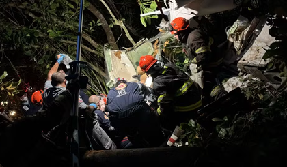 Avião atingiu a aldeia Awa Porangawa Dju, terra Indígena Piaçaguera. (Foto: Divulgação/Defesa Civil de SP)