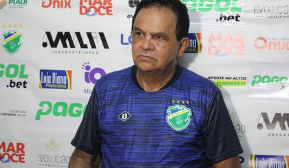 Francisco Diá, técnico do Altos (Foto: Maurício Soares/GE) Francisco Diá, técnico do Altos (Foto: Maurício Soares/GE)