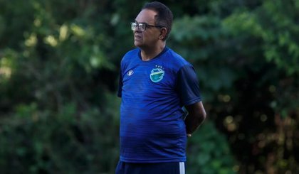 Francisco Diá, técnico do Altos (Foto: Samuel Pereira/A.A. Altos)