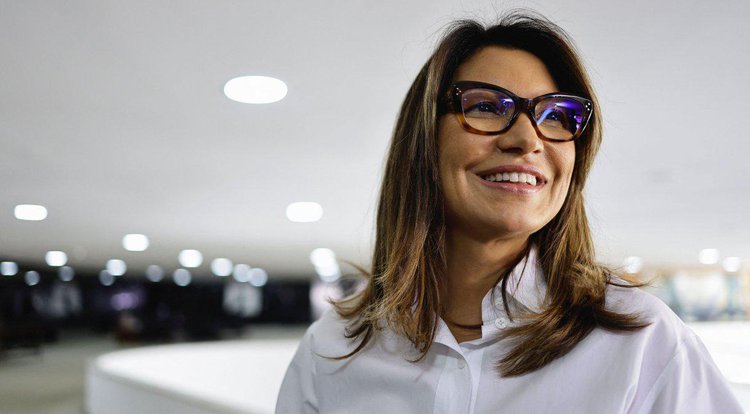 Gayer alegou que, entre 2023 e 2024, a primeira-dama esteve fora do Brasil por 103 dias em viagens internacionais• Ueslei Marcelino/Reuters