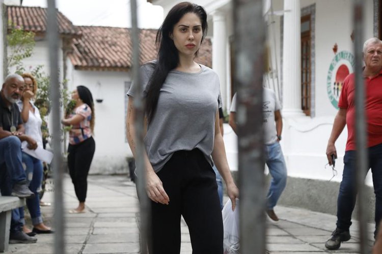 Monique Medeiros na Secretaria de Administração Penitenciária