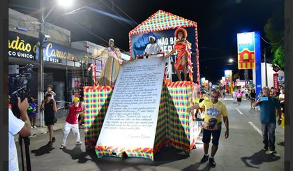 Os Caipiras desfilaram contando a história de Esperança Garcia. (Foto: Divulgação/Os Caipiras)