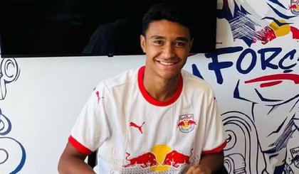 Pedro Severino havia recém assinado empréstimo ao Bragantino - (Foto: Reprodução / Instagram) Pedro Severino havia recém assinado empréstimo ao Bragantino - (Foto: Reprodução / Instagram)