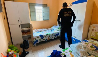 PF desmantela esquema de desvio do Fundeb em Fartura-PI; coveiro é laranja (Foto: Divulgação/PF) PF desmantela esquema de desvio do Fundeb em Fartura-PI; coveiro é laranja (Foto: Divulgação/PF)