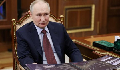 Presidente russo Vladimir Putin em Moscou 17/2/2025   Sputnik/Mikhail Metzel/Pool via REUTERS (Foto: Divulgação / InfoMoney)