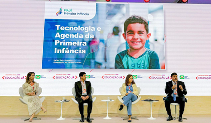 Rafael Fonteles apresenta app inovador do Piauí para a primeira infância em evento nacional de educação. (Foto: Divulgação/Governo do Piauí)
