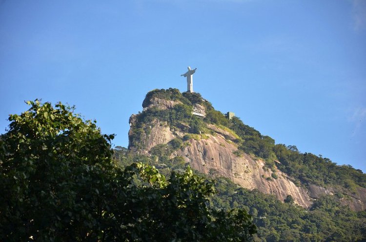 Rio de Janeiro lidera buscas turísticas e atrai mais estrangeiros em 2025
