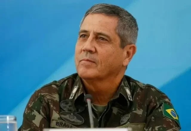 STF mantém prisão de Braga Netto por tentativa de golpe; decisão foi unânime.