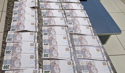 Trio é preso no Piauí por repassar cédulas falsas de R$ 200 em comércios locais (Foto: Reprodução) Trio é preso no Piauí por repassar cédulas falsas de R$ 200 em comércios locais (Foto: Reprodução)