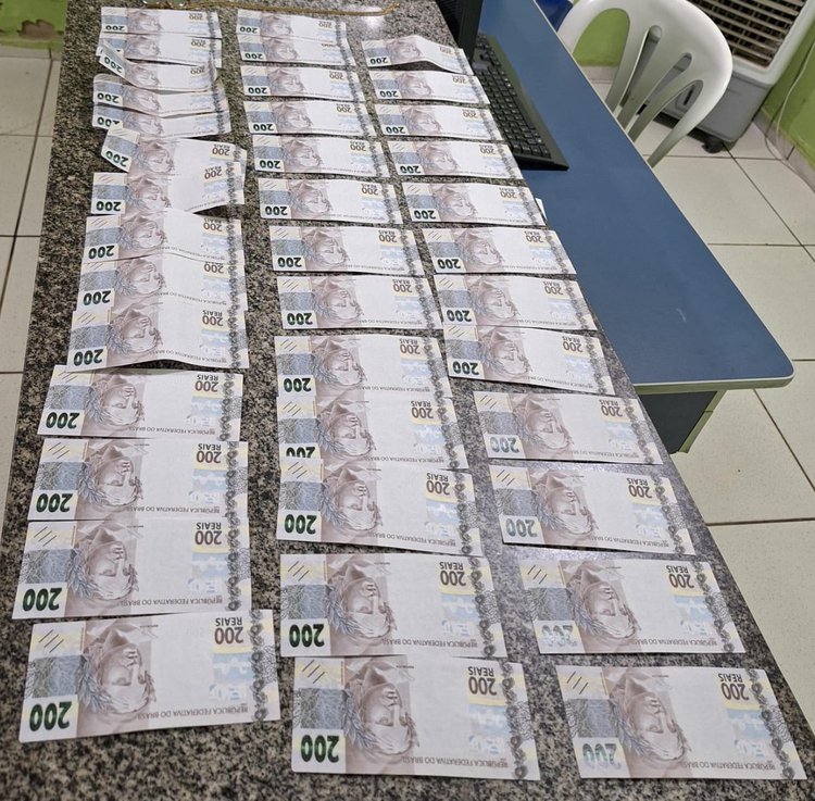 Trio é preso no Piauí por repassar cédulas falsas de R$ 200 em comércios locais