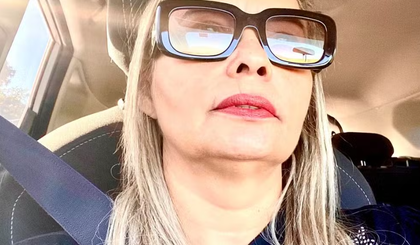 Valdenice Gomes Celestino Soares, de 53 anos, foi morta com pelo menos seis tiros. (Foto: Reprodução)